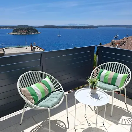 Delux Nena Apartman Hvar Town